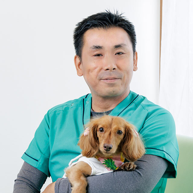 坪井どうぶつ病院院長 芝田守孝先生｜手術をしても改善しないワンコのためにできること。その選択肢を増やして“愛犬の元気”を育てたい。